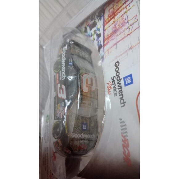 2010 Dale Earnhardt Winners Circle Goodwrench Chevy Camo Car 1:64 Diecast Nascar - Picture 5 of 8